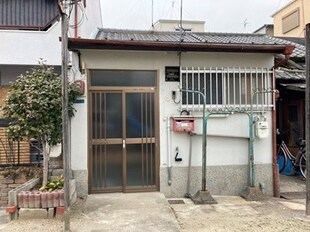 高尾平屋の物件外観写真